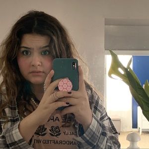 Meet your Posher, Ava